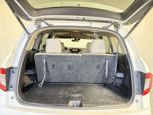 Used 2020 Honda Pilot Touring image 15