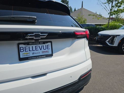 New 2027 Chevrolet Bolt LT w/ Comfort Package FWD image 17
