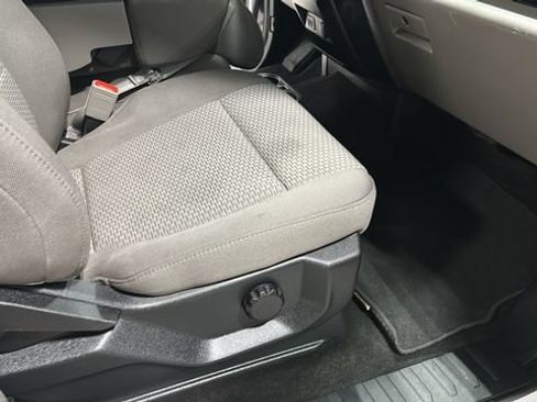 Used 2019 Ford F150 XLT AWD/4WD image 32