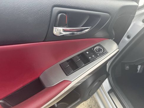 Used 2016 Lexus IS 200t RWD image 4