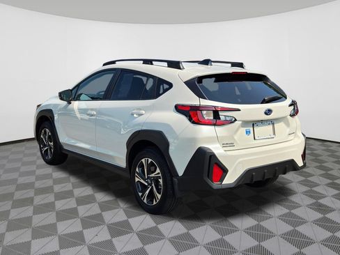 Used 2024 Subaru Crosstrek 2.0i Premium AWD/4WD image 3