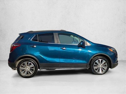Used 2020 Buick Encore Preferred image 4