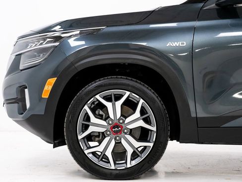 Used 2022 Kia Seltos SX image 29