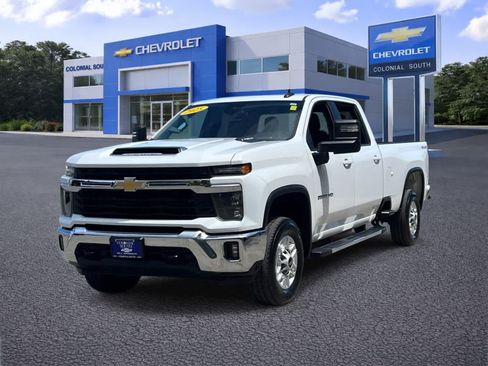 Certified 2025 Chevrolet Silverado 2500 LT w/ Convenience Package AWD/4WD image 2