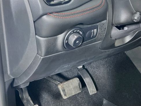 Used 2023 Dodge Durango R/T AWD/4WD image 10