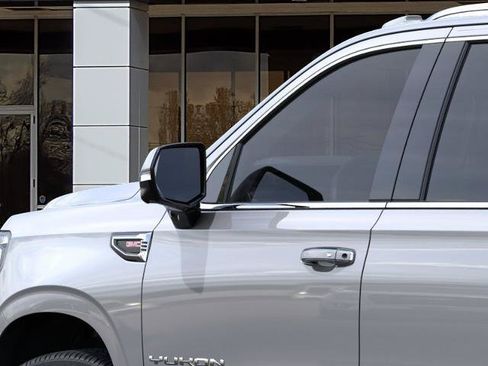 New 2026 GMC Yukon XL Elevation RWD image 27