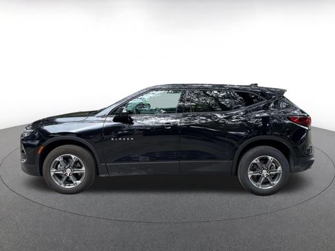 Used 2026 Chevrolet Blazer LT FWD image 7