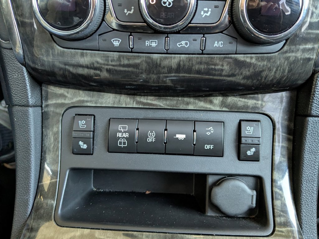 Used 2014 Buick Enclave Premium w/ Trailering Provision Package AWD/4WD image 6