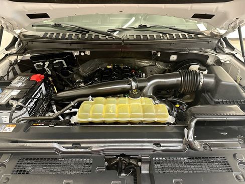 Used 2021 Ford Expedition Limited AWD/4WD image 37