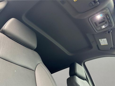 Used 2023 GMC Sierra 1500 SLT w/ SLT Premium Plus Package image 20