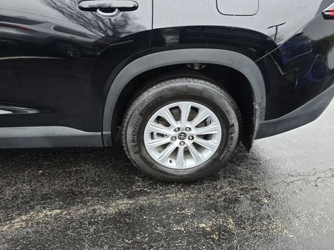 Used 2024 Toyota Grand Highlander XLE image 4