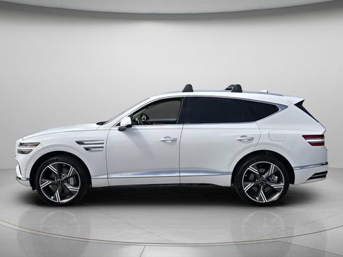 Certified 2025 Genesis GV80 3.5T Prestige AWD/4WD image 3