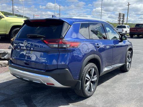 Used 2023 Nissan Rogue Platinum w/ Platinum Premium Package AWD/4WD image 3