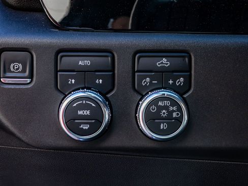 Used 2022 GMC Sierra 1500 Elevation image 20