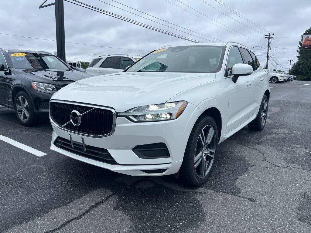 Used 2020 Volvo XC60 T6 Momentum w/ Protection Package Premier AWD/4WD image 31