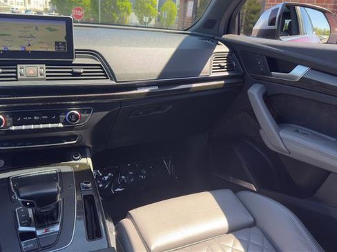 Used 2018 Audi SQ5 Prestige w/ Prestige Package AWD/4WD image 11