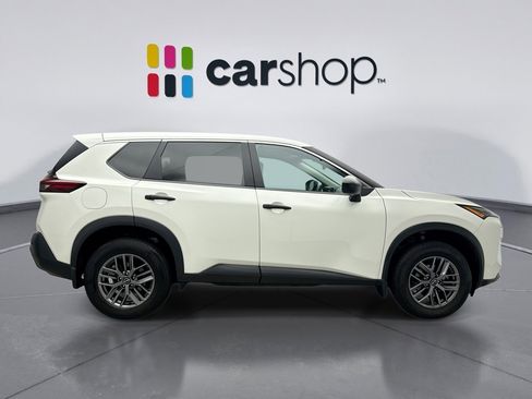 Used 2023 Nissan Rogue S AWD/4WD image 6