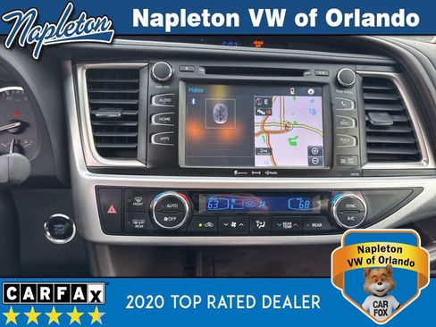 Used 2016 Toyota Highlander XLE image 9