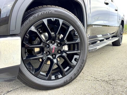 Used 2019 GMC Sierra 1500 SLT image 2
