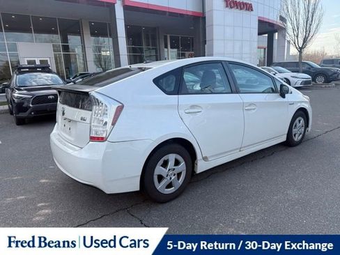 Used 2011 Toyota Prius Three w/ Navigation Pkg image 5