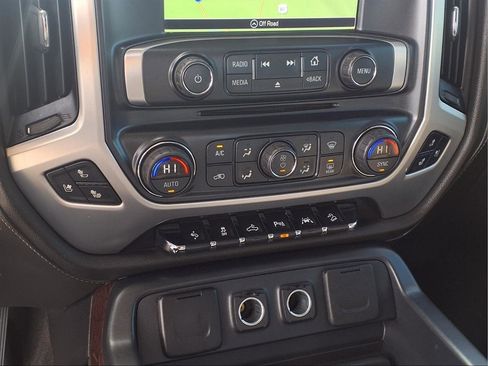 Used 2018 GMC Sierra 1500 SLT w/ Texas SLT Premium Package image 9