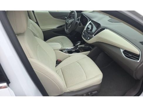 Used 2024 Chevrolet Malibu LT FWD image 6