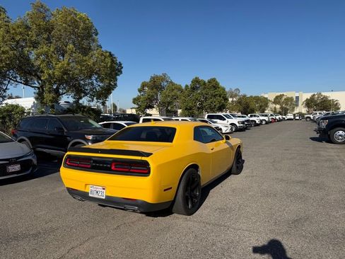 Used 2018 Dodge Challenger SXT w/ Blacktop Package RWD image 3