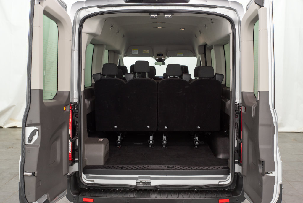 Used 2025 Ford Transit 350 XLT RWD image 9