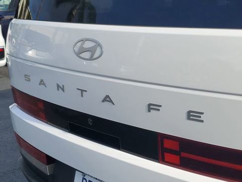 Used 2024 Hyundai Santa Fe Limited AWD/4WD image 7