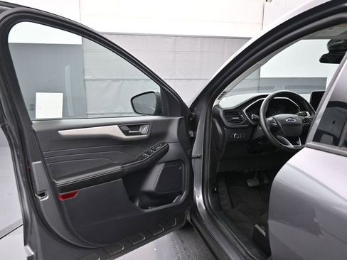 Certified 2022 Ford Escape SE w/ Convenience Package image 9