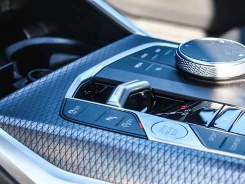 New 2026 BMW 330i Sedan w/ M Sport Package image 22