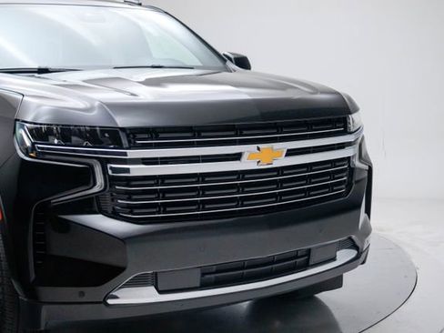 Used 2024 Chevrolet Tahoe LT AWD/4WD image 11