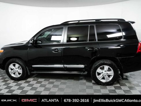 Used 2015 Toyota Land Cruiser AWD/4WD image 31