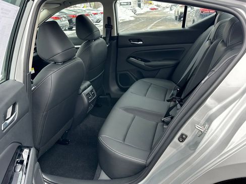 New 2025 Nissan Altima 2.5 SL image 13