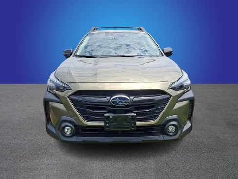 Certified 2025 Subaru Outback Onyx Edition AWD/4WD image 2