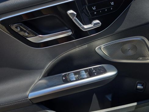 Used 2024 Mercedes-Benz C 300 Sedan image 14