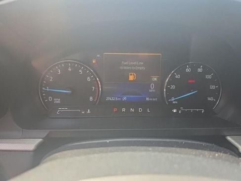 Used 2024 Ford Explorer XLT w/ Equipment Group 202A AWD/4WD image 19