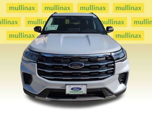 New 2026 Ford Explorer Active image 11