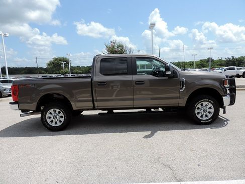 Used 2022 Ford F250 XL w/ STX Appearance Package AWD/4WD image 4