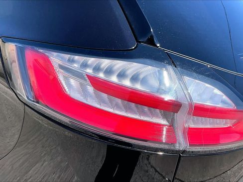 Certified 2021 Ford Edge ST-Line FWD image 28