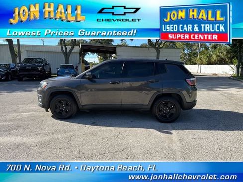 Used 2017 Jeep Compass Sport FWD image 4
