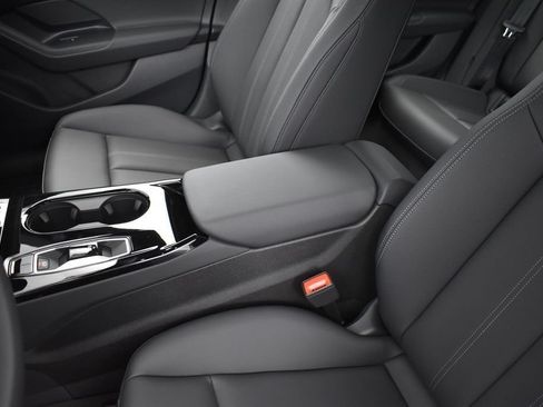 New 2027 Audi A6 e-tron Premium RWD image 9