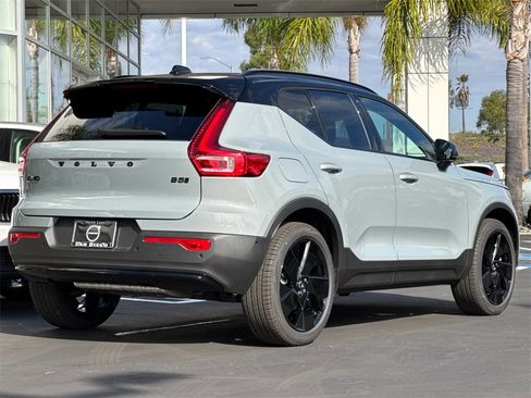 New 2026 Volvo XC40 B5 Ultra w/ Climate Package image 5