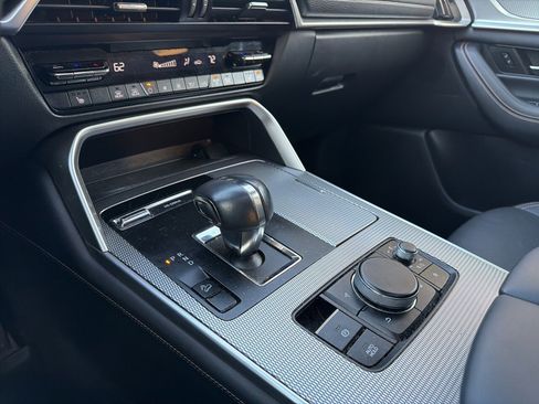 Used 2024 MAZDA CX-90 3.3 Turbo w/ Preferred Package image 15