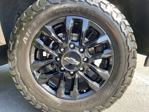 Used 2025 Chevrolet Silverado 2500 LT w/ Trail Boss Package AWD/4WD image 46