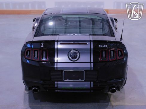 Used 2014 Ford Mustang GT w/ Equipment Group 301A image 32