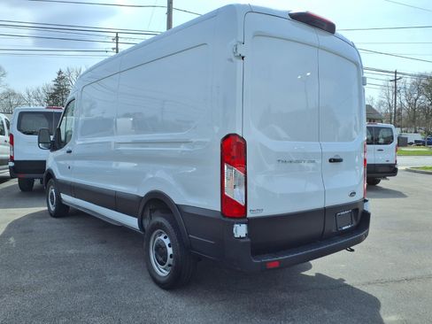 Used 2023 Ford Transit 250 Medium Roof image 6