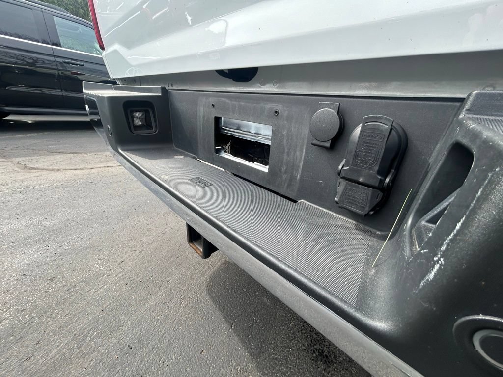 Used 2025 Ford F150 XLT w/ Equipment Group 301A Standard AWD/4WD image 8