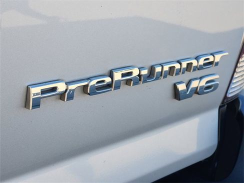 Used 2013 Toyota Tacoma PreRunner image 7
