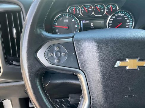 Used 2018 Chevrolet Silverado 1500 LT w/ LT Eassist Package image 21
